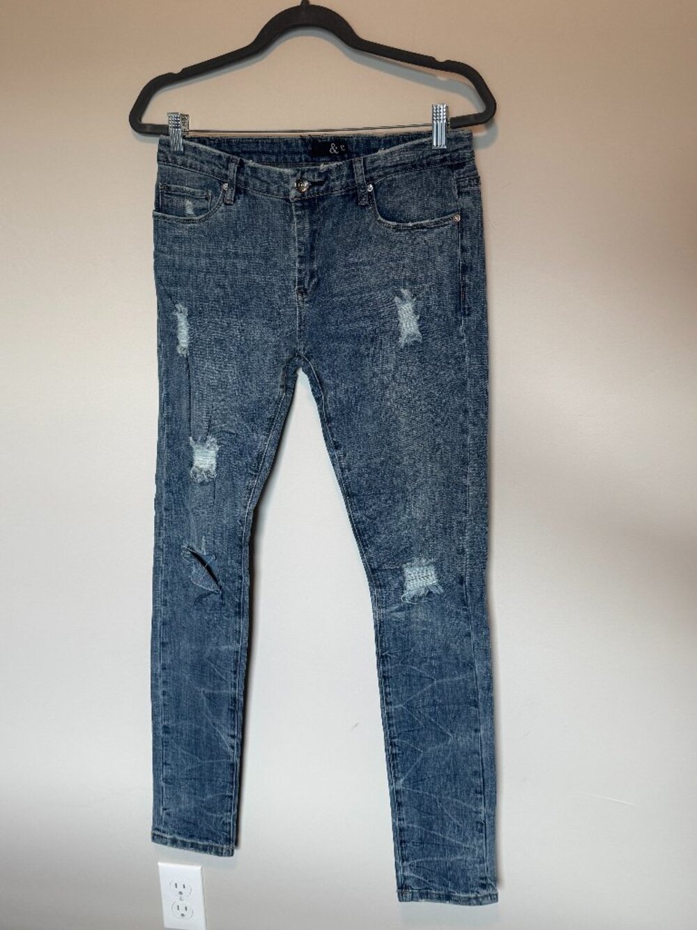 & Denim Distressed Skinny Jeans Women’s 29 Medium Wash